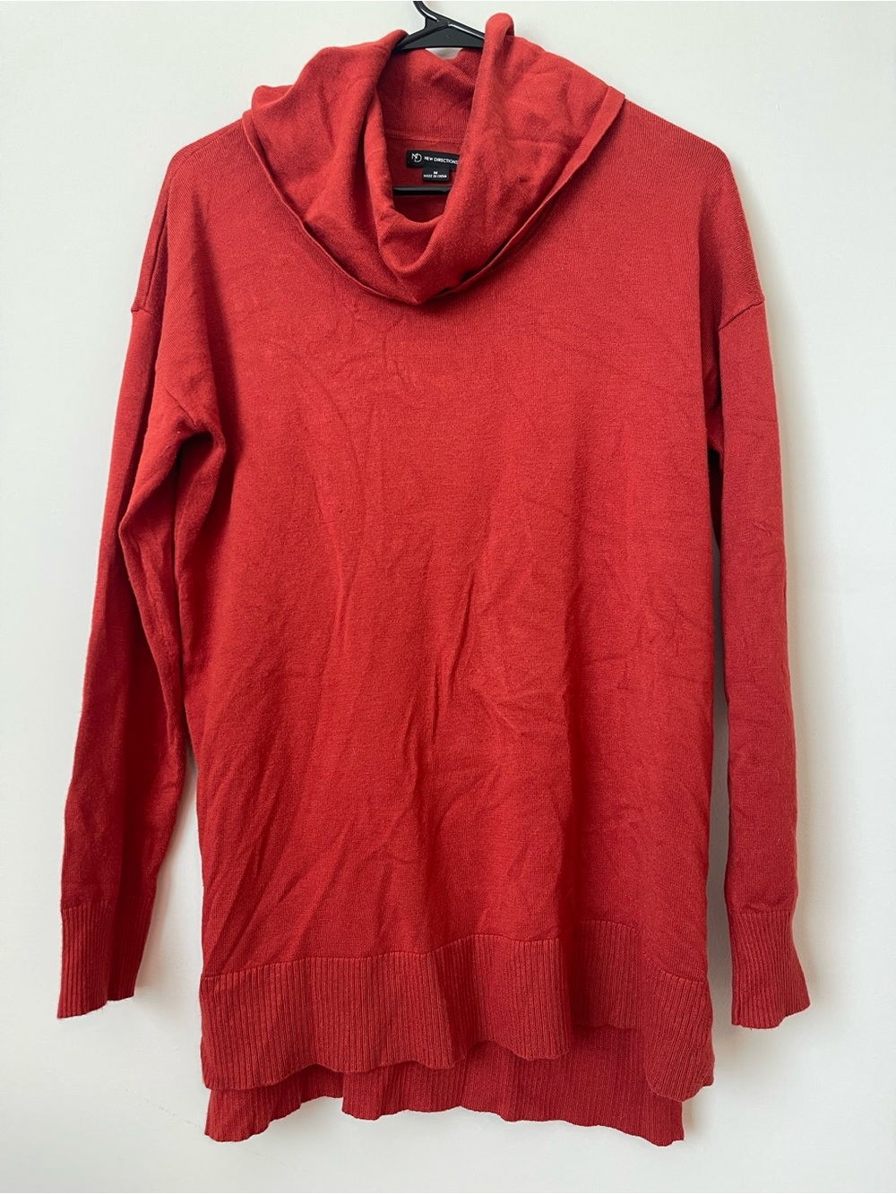 New Directions Women Size Medium Sweater Cowl Neck Red High Low